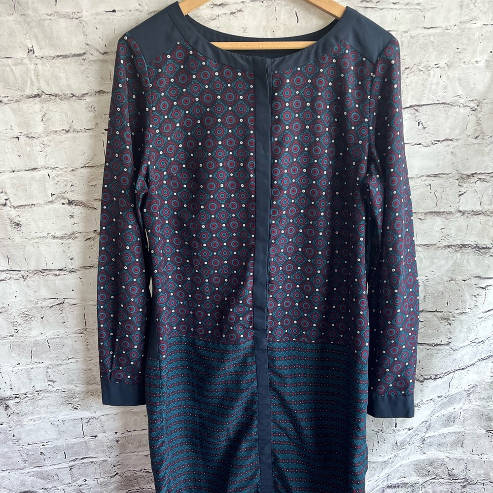Size 10 Ann Taylor long blue sleeve button down dress